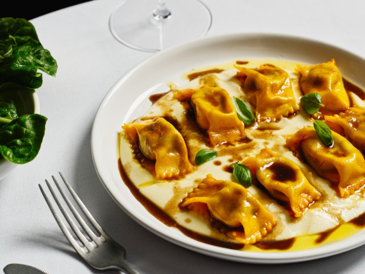 Bistro Ebony slider image