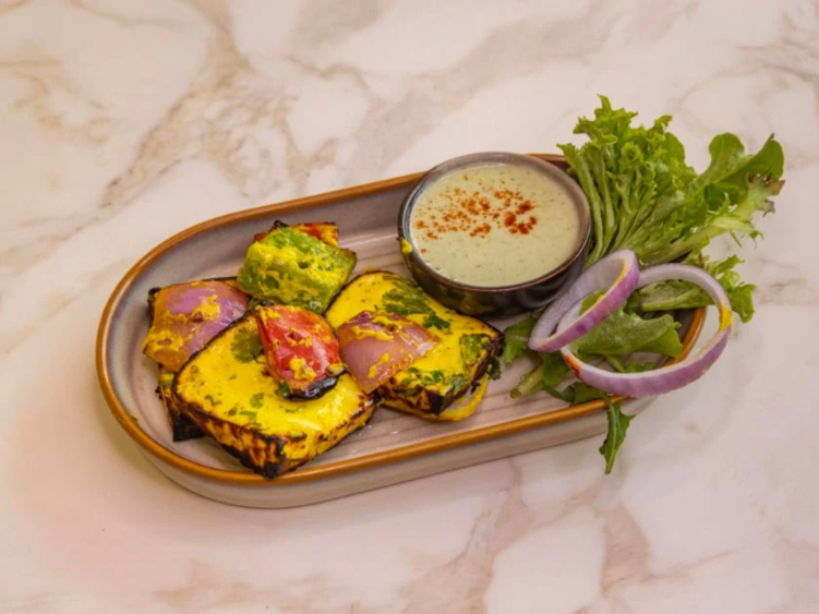 Maharaja's - Castle Hill slider image
