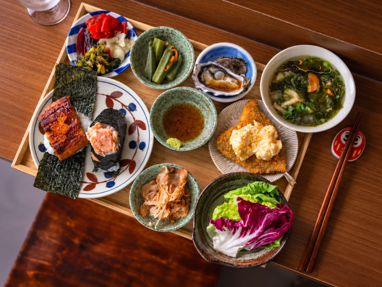 Itadakimasu Onigiri & Bar slider image