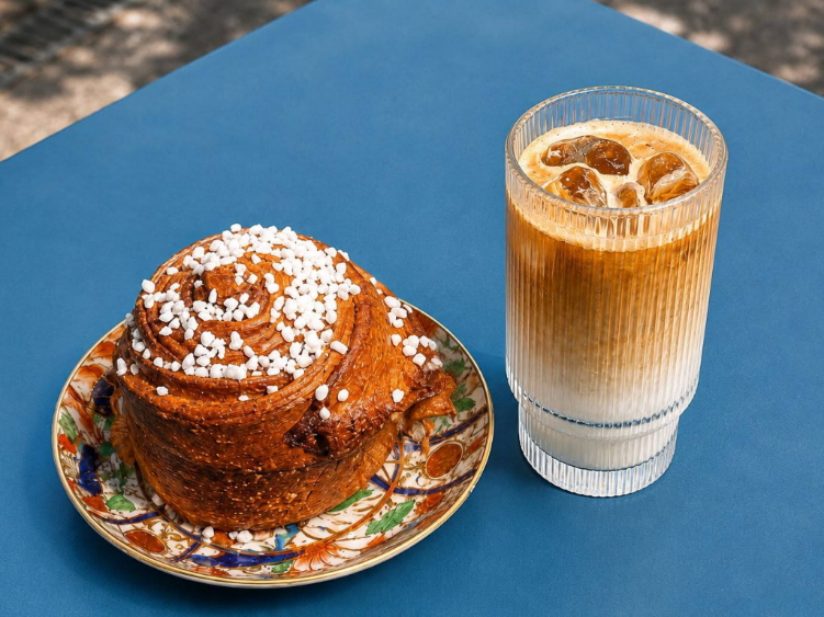 Sloane Street Auctions Bar & Cafe slider image