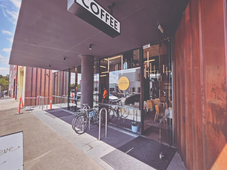 Cafe Le Reve slider image