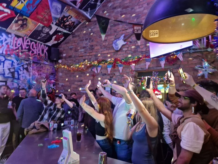 Bunny's Karaoke slider image