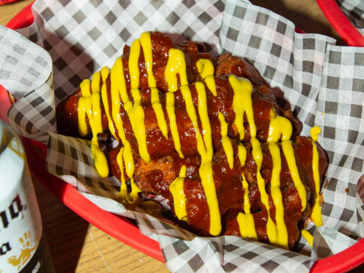 Bunny's Karaoke slider image