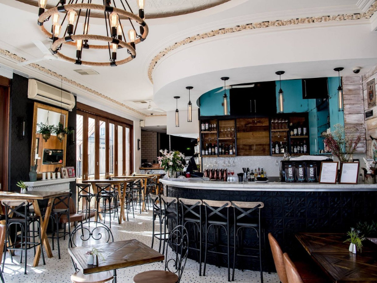 Gucce Pizzeria e Cucina Italiana  slider image