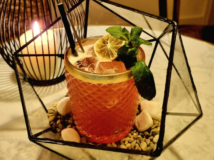 Franklin's Wine slider image