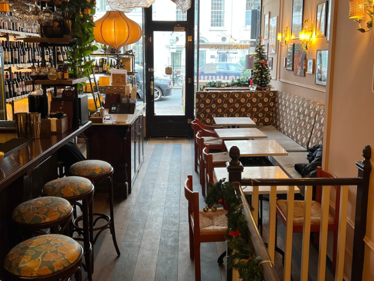 Franklin's Wine slider image