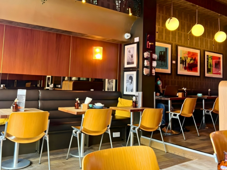 Cafe Tabac slider image