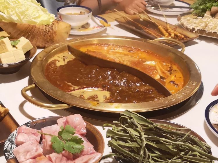Jiu Long Ding Chongqing Hot Pot slider image
