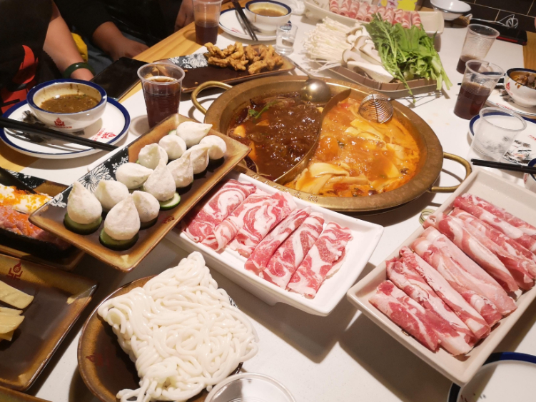 Jiu Long Ding Chongqing Hot Pot slider image