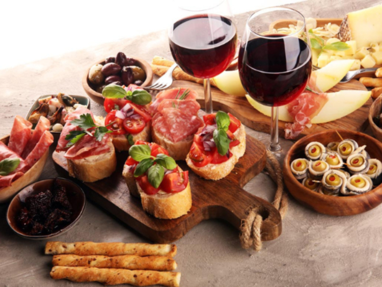 The Italo's Resturant slider image