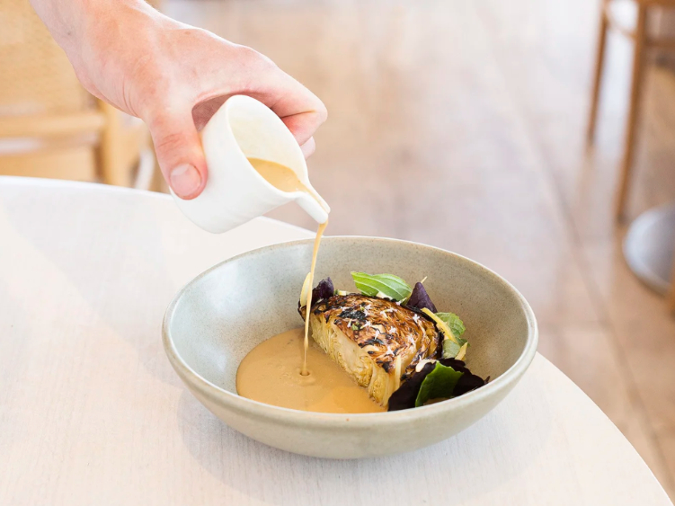 Pipis Dining slider image