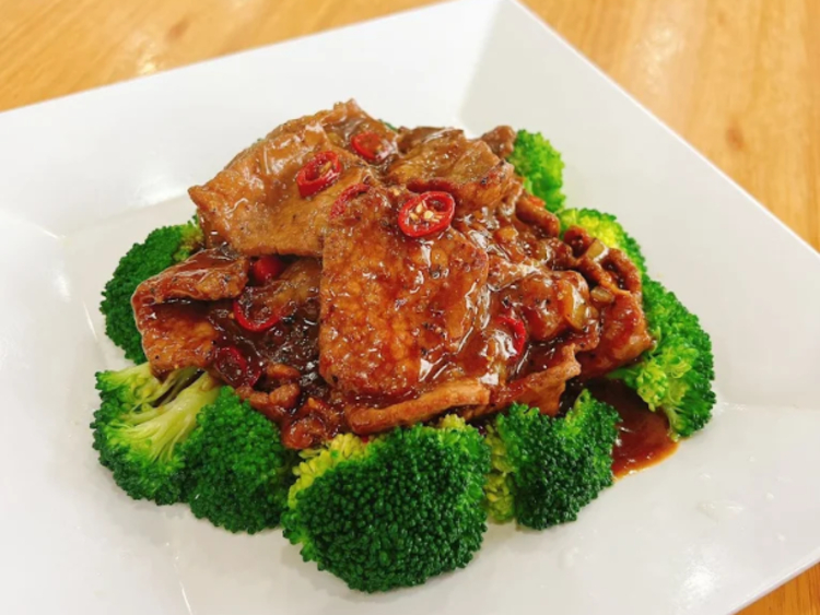 Yue Taste - 261 Chinese BBQ slider image