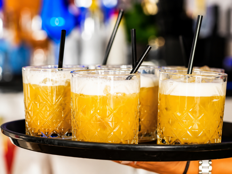 Lo Lounge slider image