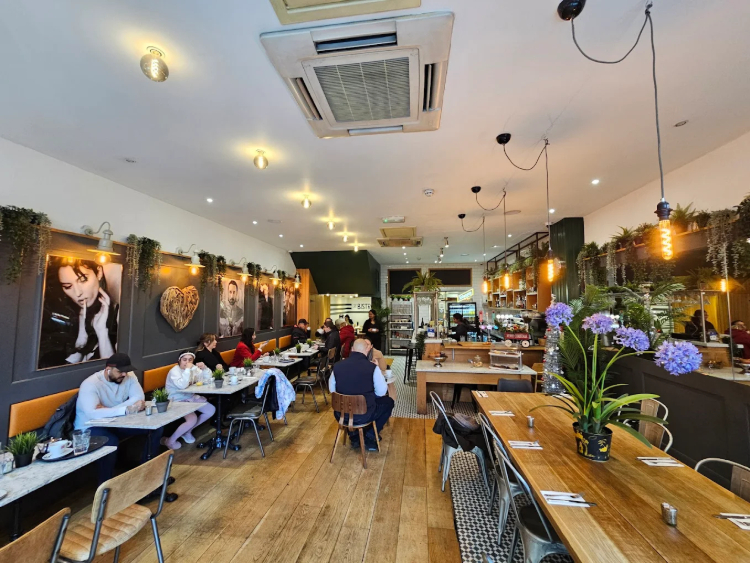 Zack's - Gloucester Road slider image