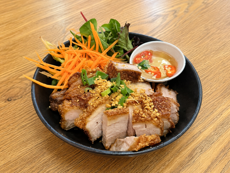 Vi Pa Thai slider image