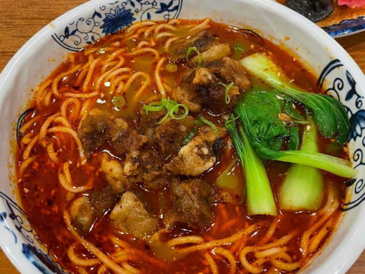 iDumplings Benowa slider image