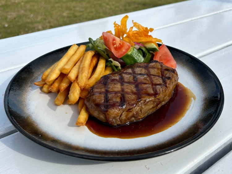 Stonehouse Kitchen slider image