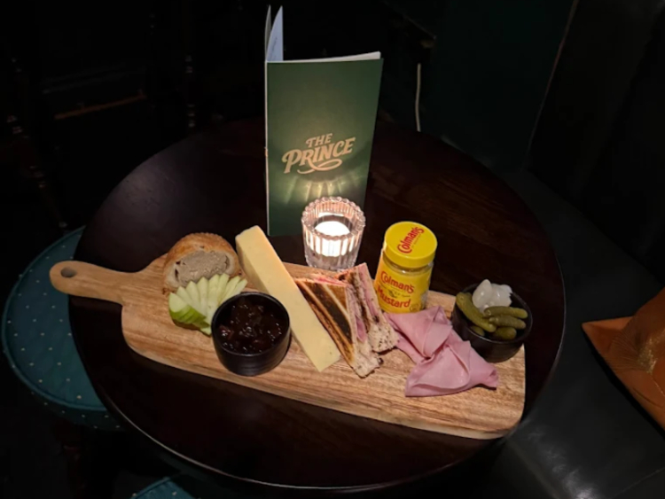 The Prince Bar - Old Street slider image