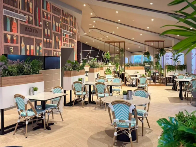 Bar 114 & Restaurant slider image