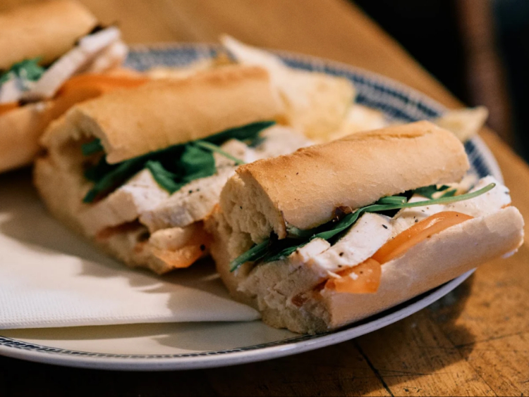 Hennesseys Coffee Lounge slider image