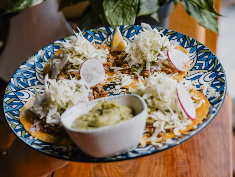 Taco Amaiz - Elliott St  slider image
