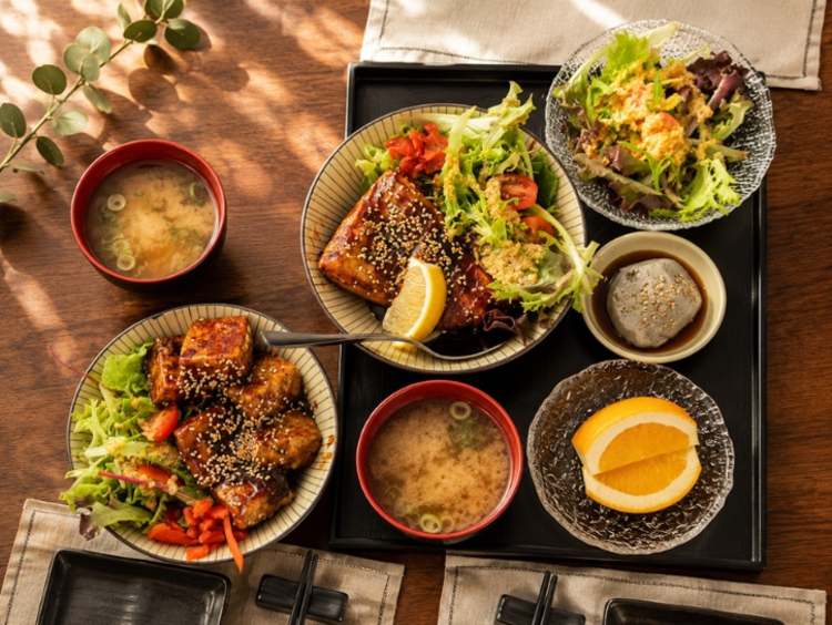 Asako Japanese Restaurant slider image
