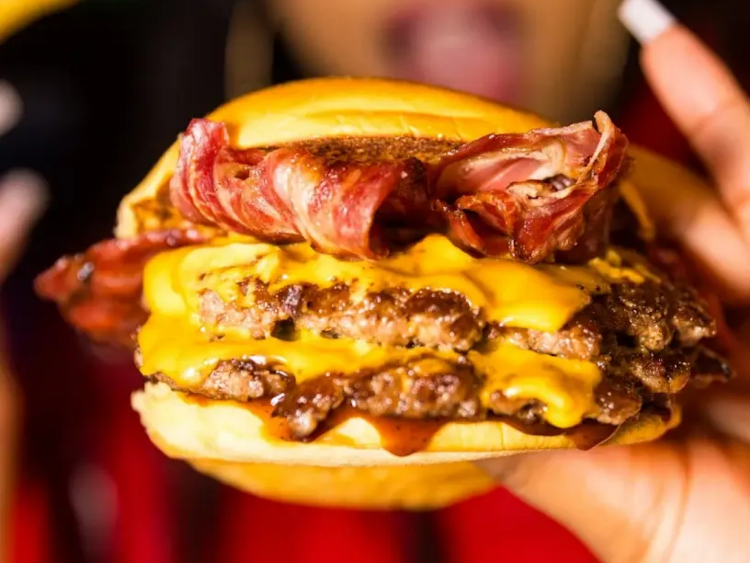 12th Street Burgers - Tooting slider image