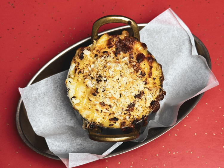 Undr / House of Flavaz slider image