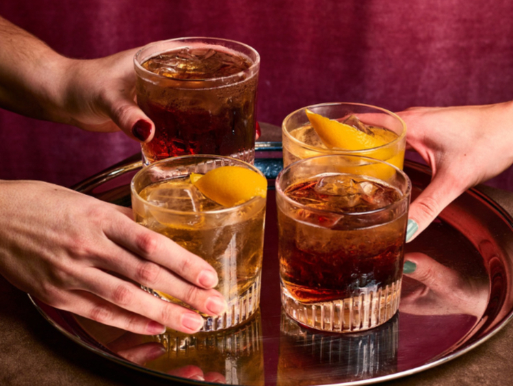 ESQ Bar & Dining slider image