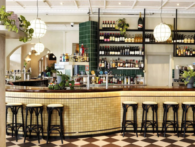 Captain Cook Hotel - Paddington slider image