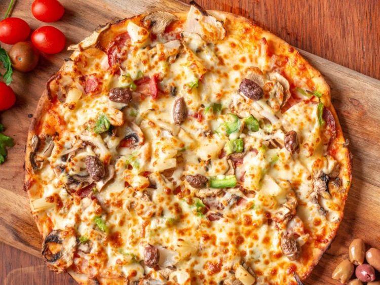 Hungry Wolf's Italian Restaurant slider image