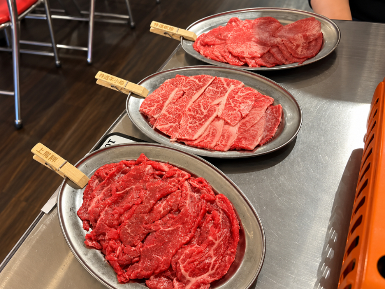 Yongzhou Beef Hotpot - Boxhill slider image