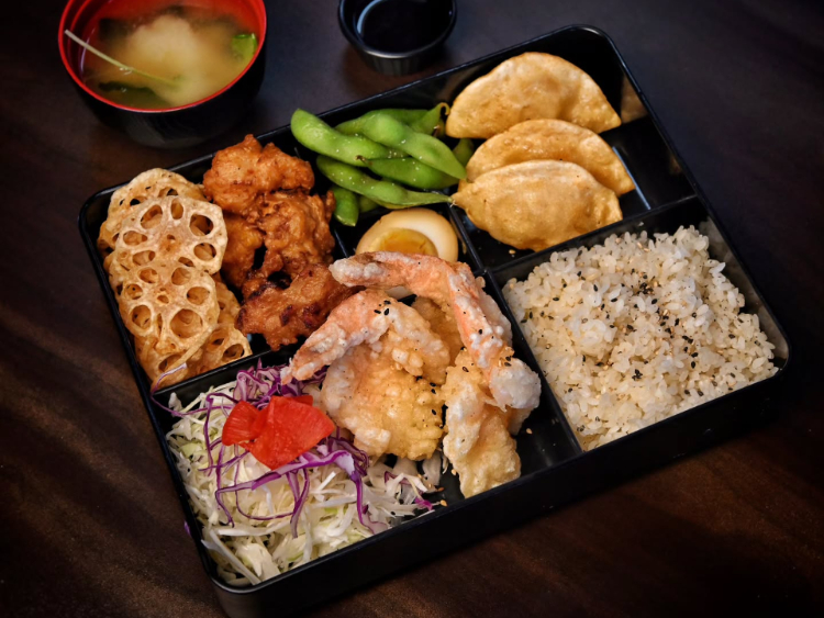 Hatori Karaage Bar slider image