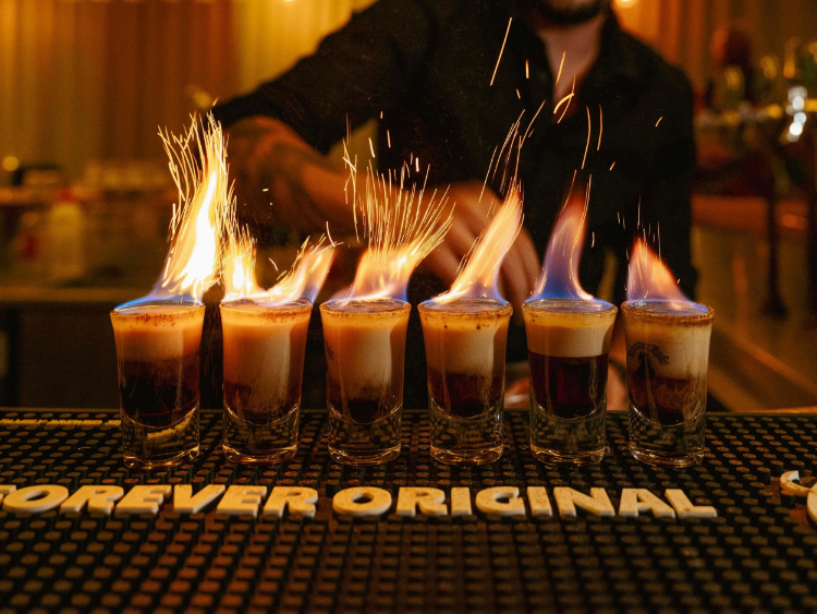 Henley House slider image