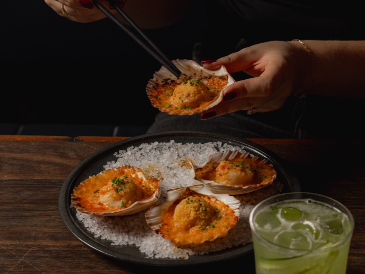 KiKi Pan Asian Kitchen & Bar slider image