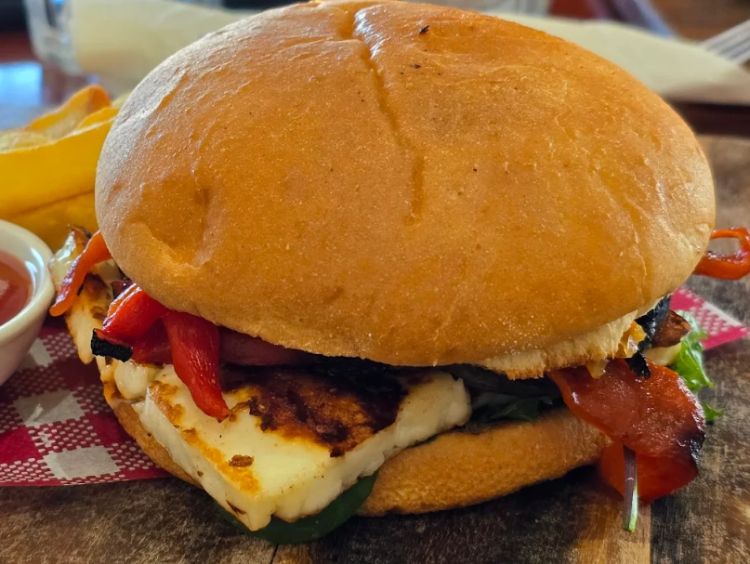 Elvy's Cafe slider image