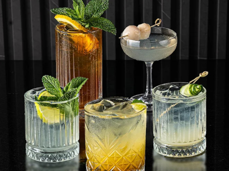 Paradise Bar & Restaurant slider image