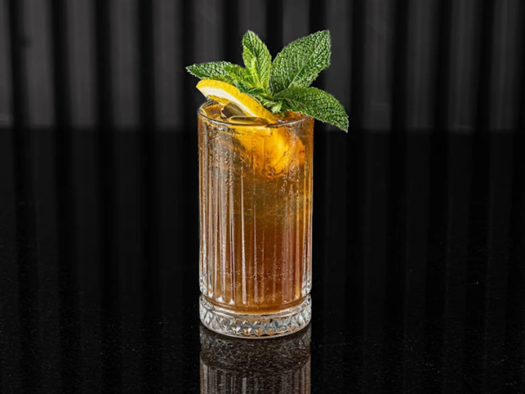 Paradise Bar & Restaurant slider image