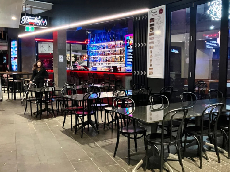 Paradise Bar & Restaurant slider image