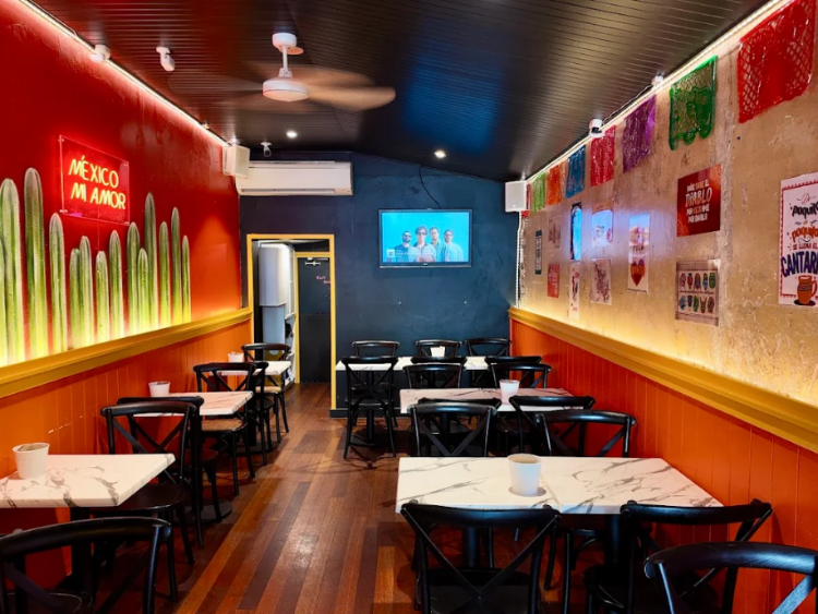 Fofo's Taqueria slider image