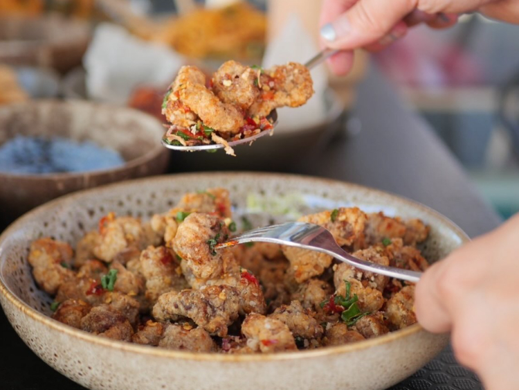 Three Little Pigs  slider image