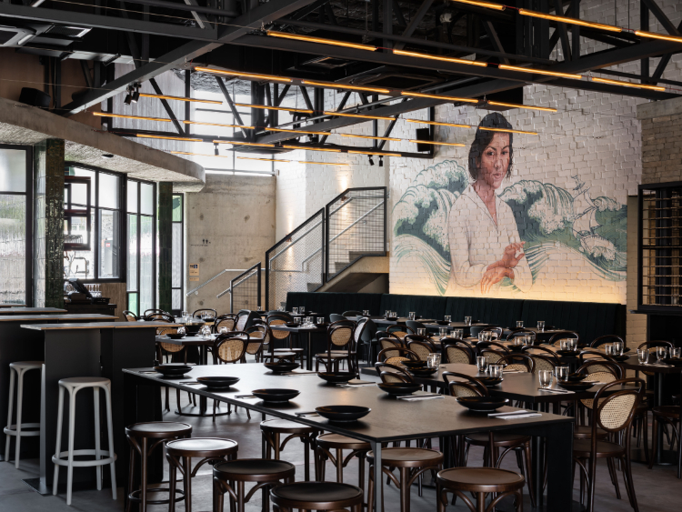 Emily Taylor Bar and Kitchen slider image