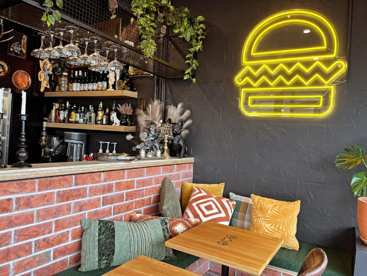 Hello Sam - Bentleigh East  slider image