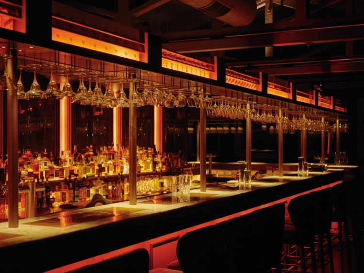 Porter House Grounds & Cellar Door slider image