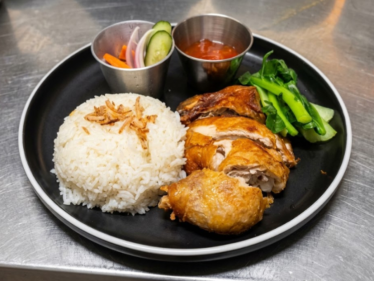 Lua Restaurant slider image