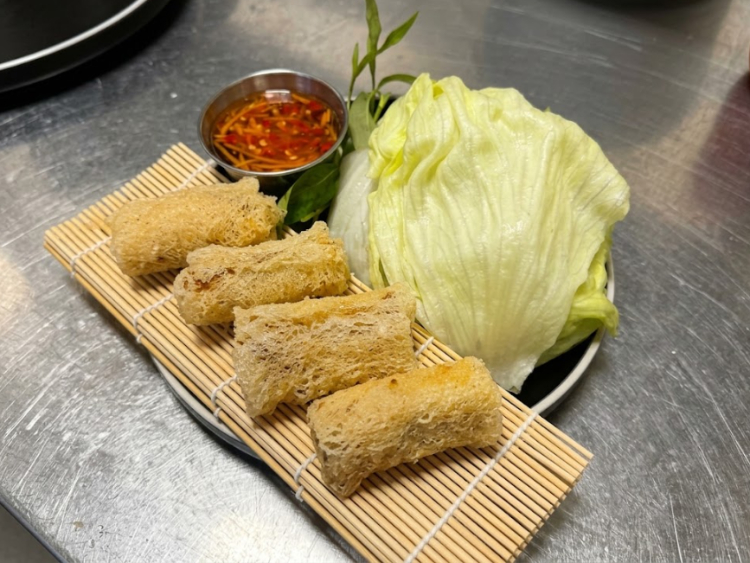 Lua Restaurant slider image