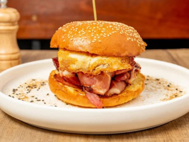 Mase Cafe slider image