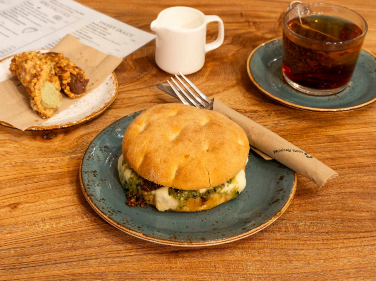 Mercado Cafe Bar slider image
