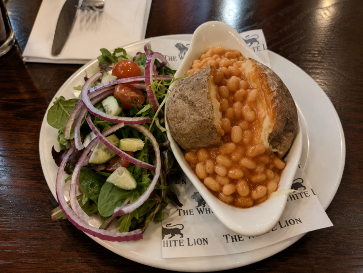 The White Lion slider image