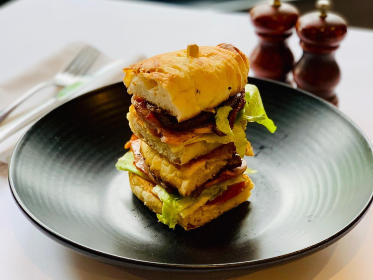 The Living Room Restaurant slider image